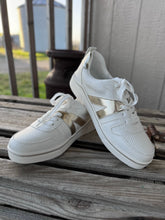 Load image into Gallery viewer, The Alta Sneaker