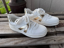 Load image into Gallery viewer, The Alta Sneaker