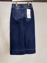 Load image into Gallery viewer, The Marlette Crop Wide Pintuck Jeans {Dark Wash}