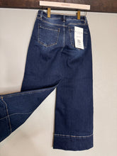 Load image into Gallery viewer, The Marlette Crop Wide Pintuck Jeans {Dark Wash}