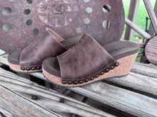 Load image into Gallery viewer, Saddle Up Wedges