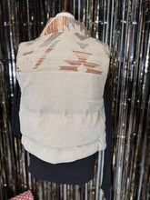 Load image into Gallery viewer, Canyon Vest