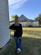 Load image into Gallery viewer, Mama Crewneck