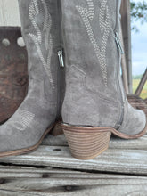Load image into Gallery viewer, The Headliner Boots