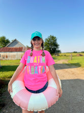 Load image into Gallery viewer, Boatin' and Floatin' Tee