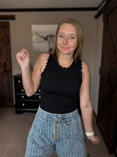 Load image into Gallery viewer, The Lettuce Tank Top {black}