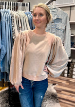 Load image into Gallery viewer, The Sarasota Top