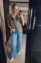 Load image into Gallery viewer, The Peoria Vest {Leopard}