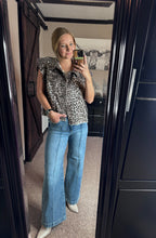 Load image into Gallery viewer, The Peoria Vest {Leopard}