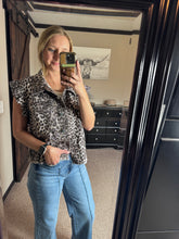 Load image into Gallery viewer, The Peoria Vest {Leopard}