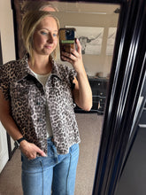 Load image into Gallery viewer, The Peoria Vest {Leopard}