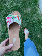 Load image into Gallery viewer, Spray Tan Sandals {Floral}