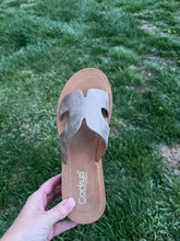 Load image into Gallery viewer, The June Sandals