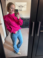 Load image into Gallery viewer, The Baxter Springs Blouse