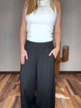 Load image into Gallery viewer, The Radley Linen Pants
