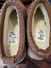 Load image into Gallery viewer, Pillow Talk {Tobacco}