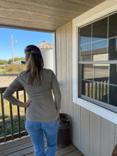 Load image into Gallery viewer, Ariat Southwest Logo Tee