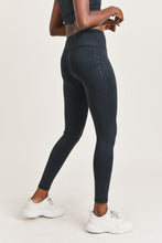 Load image into Gallery viewer, The Marble Leggings