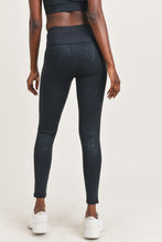 Load image into Gallery viewer, The Marble Leggings
