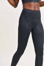 Load image into Gallery viewer, The Marble Leggings