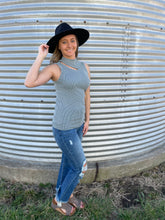 Load image into Gallery viewer, The Seaside Top