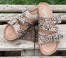 Load image into Gallery viewer, The Taurus Sandal