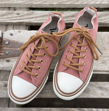 Load image into Gallery viewer, The Driana Sneaker
