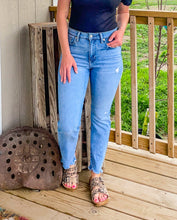 Load image into Gallery viewer, The Friday Summer Crop