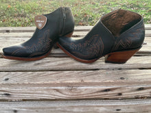 Load image into Gallery viewer, The Jolene Booties {Black}