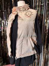 Load image into Gallery viewer, Canyon Vest
