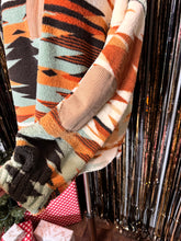 Load image into Gallery viewer, Desert Skies Fleece Pullover
