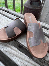 Load image into Gallery viewer, The June Sandals

