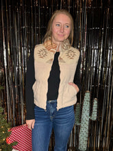 Load image into Gallery viewer, Canyon Vest
