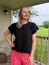 Load image into Gallery viewer, The Yuma Top {Black}
