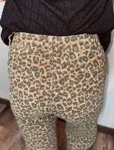 Load image into Gallery viewer, Leopard Print Straight Leg Jeans
