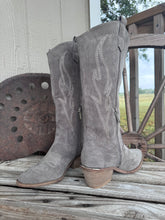 Load image into Gallery viewer, The Headliner Boots
