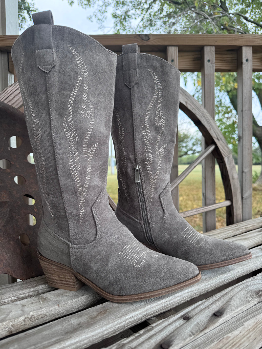 The Headliner Boots