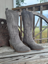 Load image into Gallery viewer, The Headliner Boots
