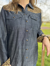 Load image into Gallery viewer, Layla Rose Rodeo Quincy Shirt by Ariat
