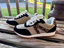 Load image into Gallery viewer, The Leopard Days Sneakers
