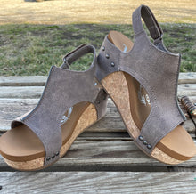 Load image into Gallery viewer, The Liberty Wedge {Taupe}
