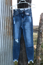 Load image into Gallery viewer, Lighter Wash High Rise Hem Detail Ankle Skinny
