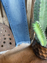Load image into Gallery viewer, The Ottawa High Rise Crop Flare Jeans

