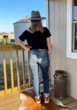 Load image into Gallery viewer, The Allison Boyfriend Jeans
