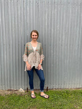 Load image into Gallery viewer, The Caylee Skinny Jeans
