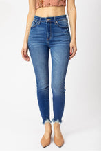 Load image into Gallery viewer, The Layla Skinny Jeans
